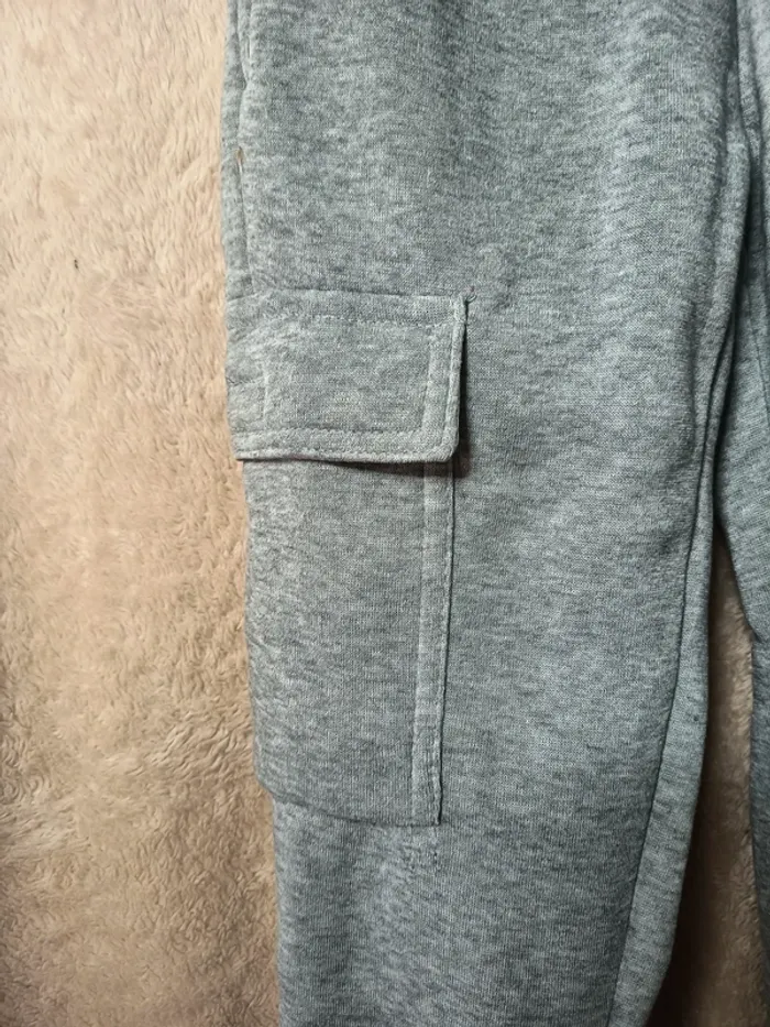 Pantalon sport cargo enfant. Marque Profile (A330) - photo numéro 4