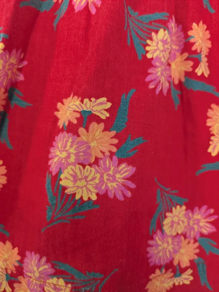 Robe rétro rouge a fleurs mini stéréo 6 mois vintage - photo numéro 2