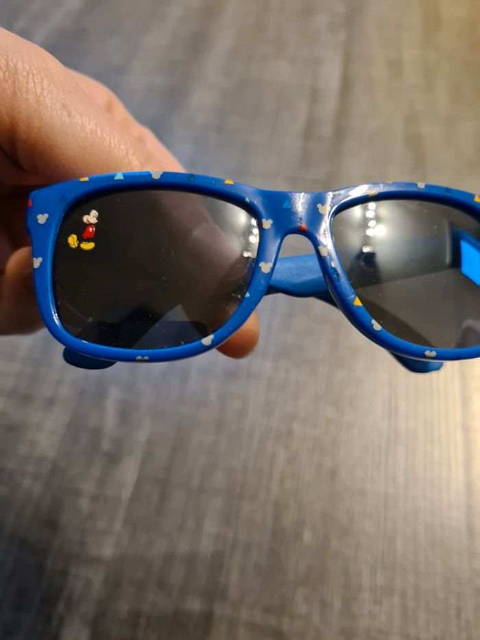 Lunette de soleil bébé - photo numéro 4