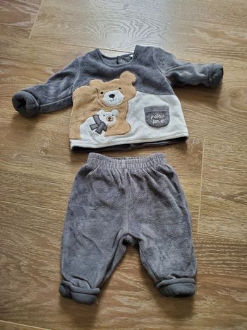 Ensemble pull et pantalon