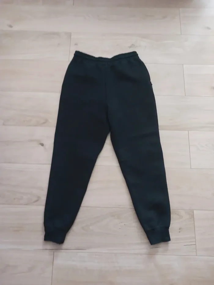 Pantalon survêtement / jogging noir 13 / 15 ans Nike Tech Fleece - photo numéro 2