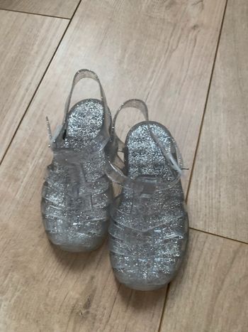 Chaussures été plastique