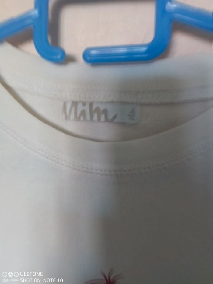 T-shirt taille 36 - photo numéro 2