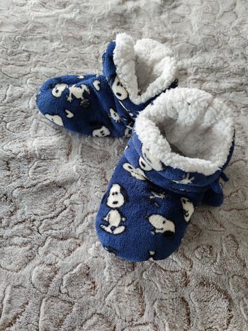 Chaussons peluches hauts Snoopy