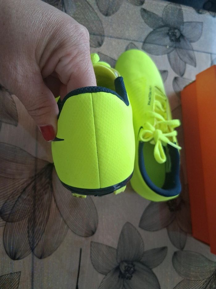 Crampon nike phantom taille 35 excellent etat - photo numéro 7