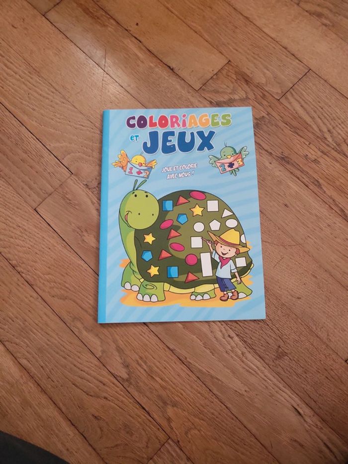 Cahier coloriage et jeux