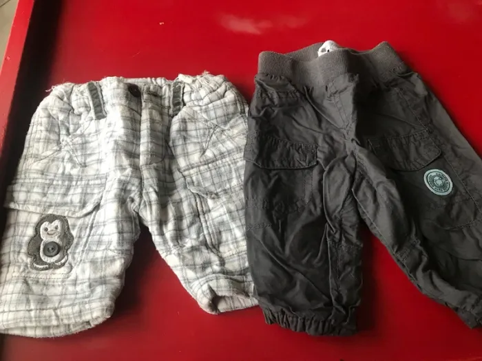 Lot shorts et pantalons - photo numéro 3