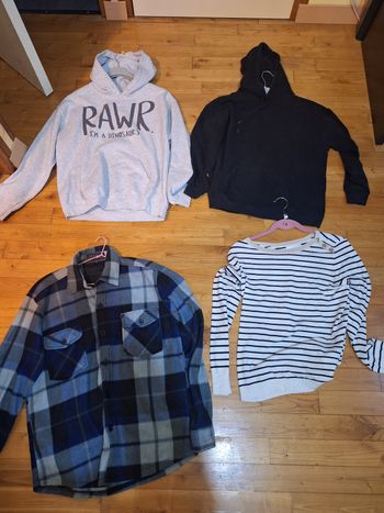 Lot 2 sweats 1 surchemise et 1 pull femme taille M