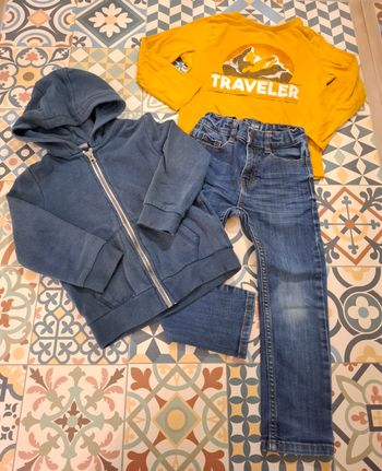 Ensemble jean + haut + veste 4 ans