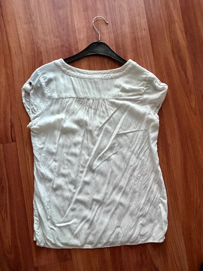 Débardeur blanc - photo numéro 3