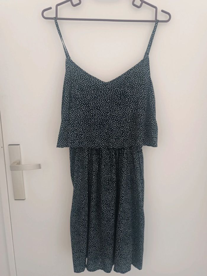 Robe d'été à bretelles, marine à pois blanc effet superposition H&M Taille 38 Neuf - photo numéro 3