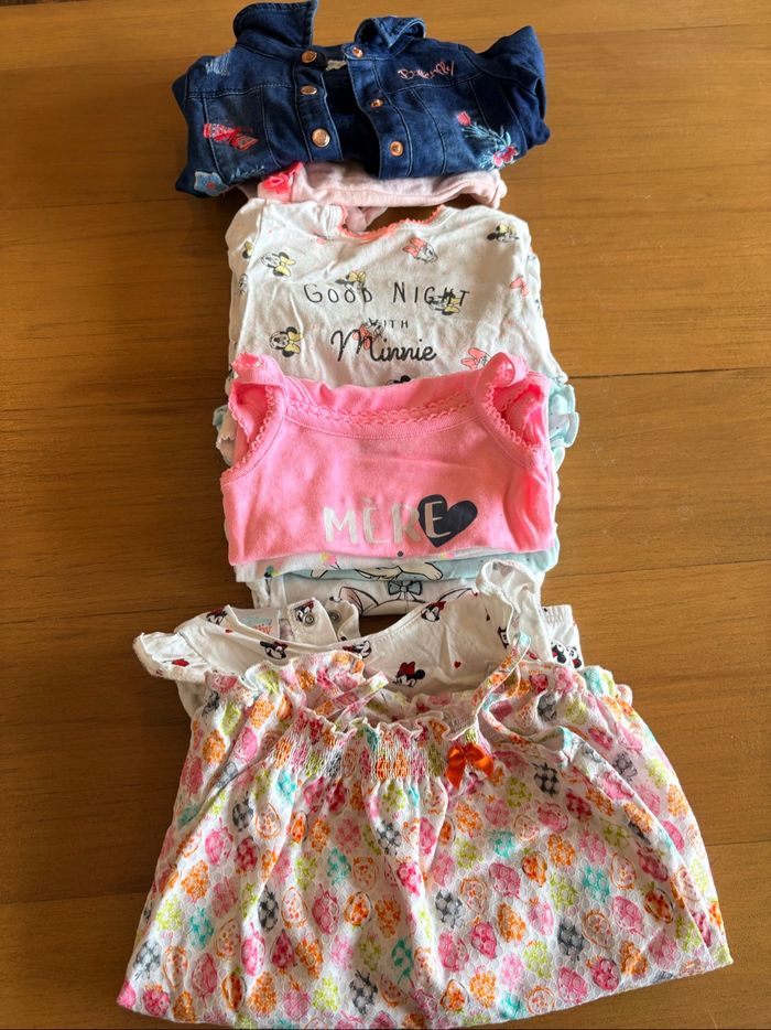 Lot bébé fille 9 mois