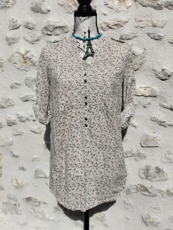 Très joli chemisier ou blouse femme taille 36 motif Liberty beige