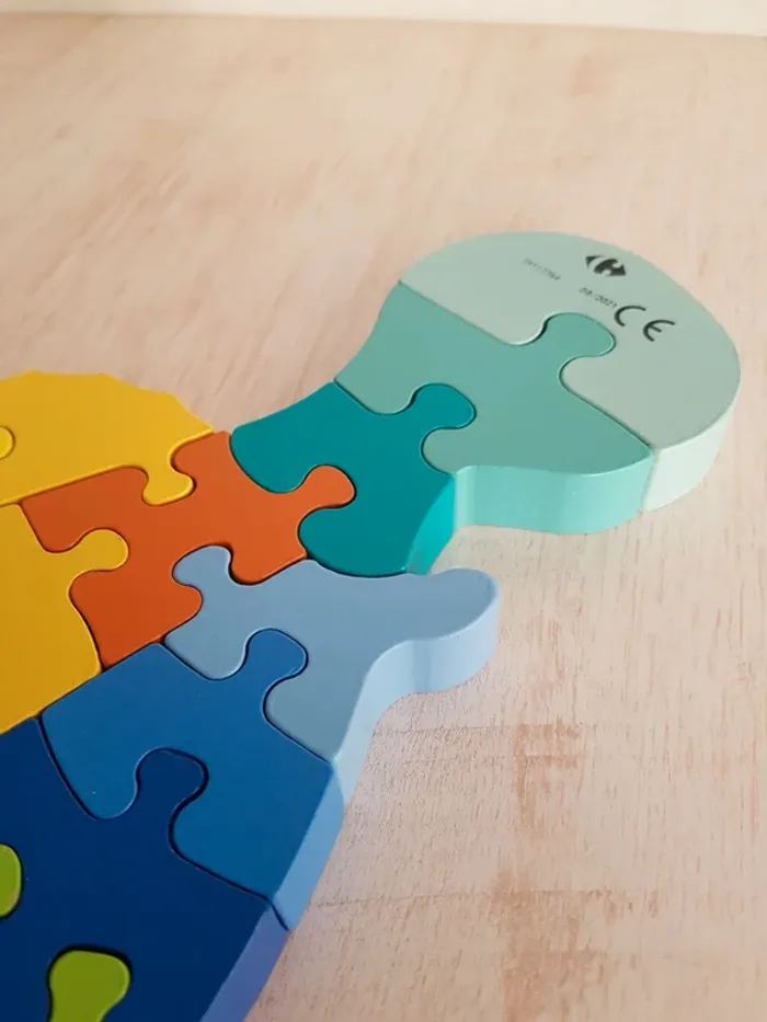 Puzzle spinosaure en bois chiffres et couleurs - photo numéro 13