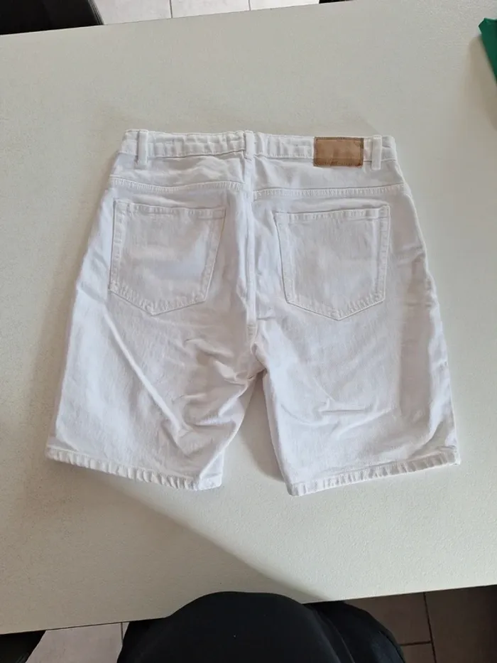 Short jean's - photo numéro 3