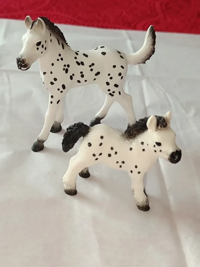 Lot poulain- Schleich -🖤 - photo numéro 2