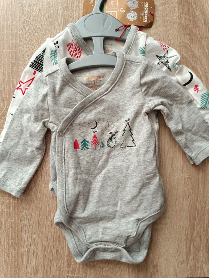 Lot 2 bodies Noël 1 mois neuf étiquette neutre unisexe fille garçon bébé