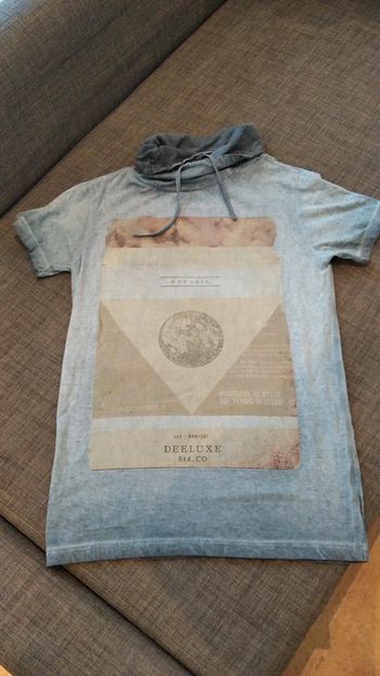 Tee shirt Deeluxe