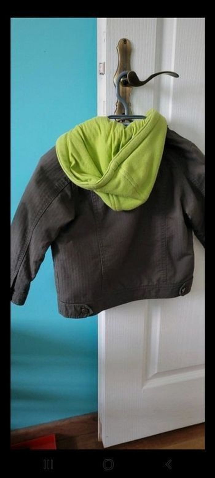 Joli Veste garcon à capuche 4ans - photo numéro 2