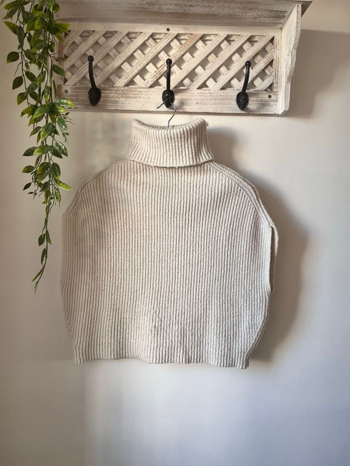 Pull sans manche col roulé - photo numéro 2