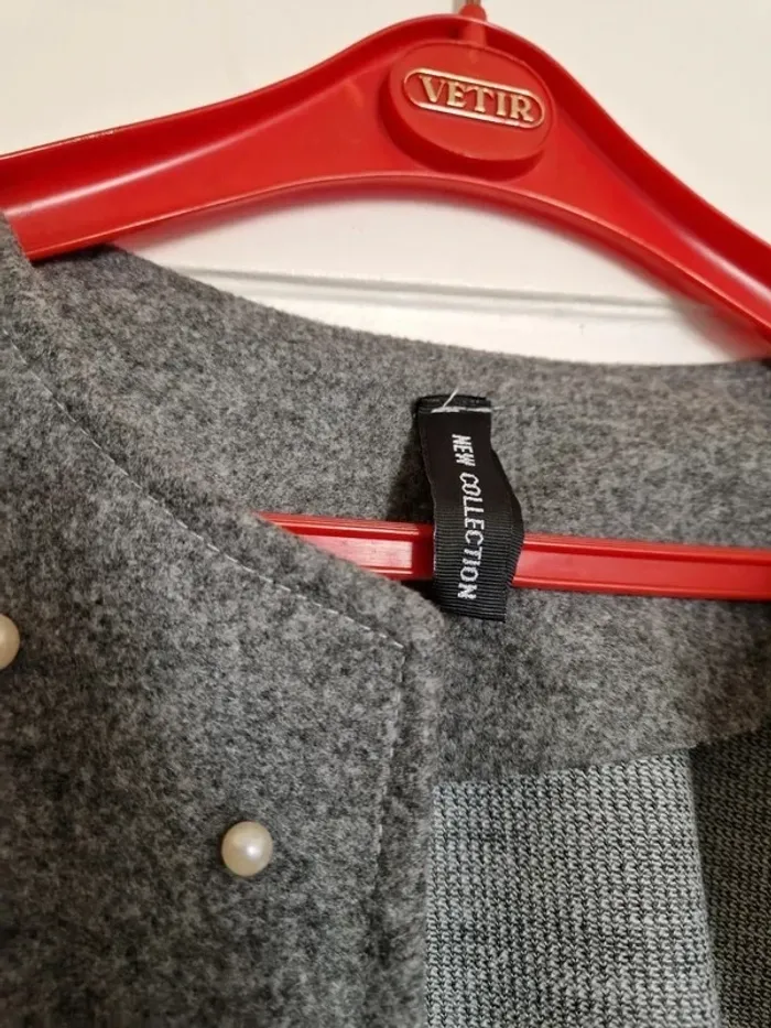 Veste grise moucheté perles nacrées - photo numéro 3
