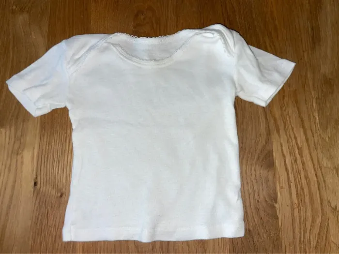Lot t-shirt 6 mois - photo numéro 4