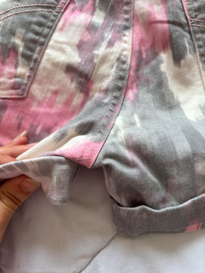 Mini short Calvin Klein jeans dégradé rose gris blanc mi taille basse taille M/38 - photo numéro 10