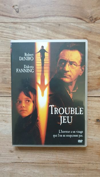 Film DVD Trouble jeu