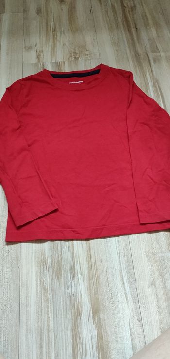 Pull garçon neuf sans étiquette