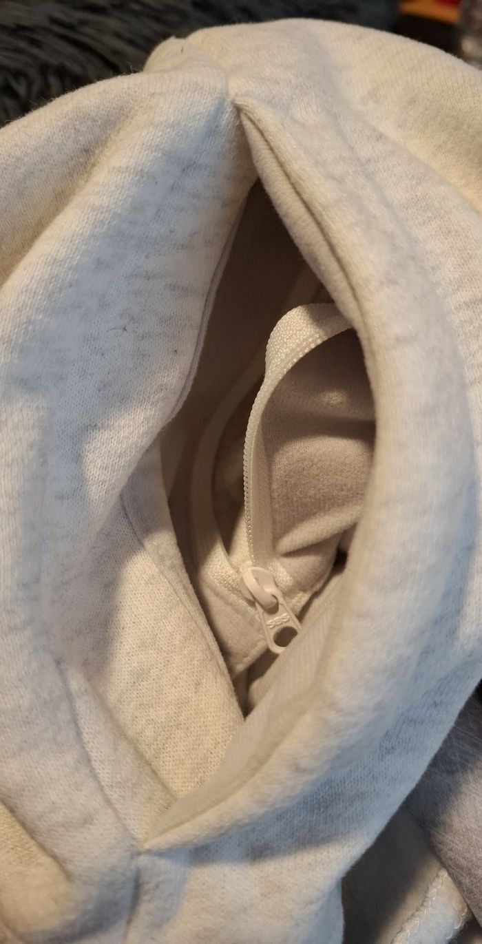 Beau sweat chaud de randonnée femme Quechua S poche ventrale + sous poche sécurisée comme neuf - photo numéro 9