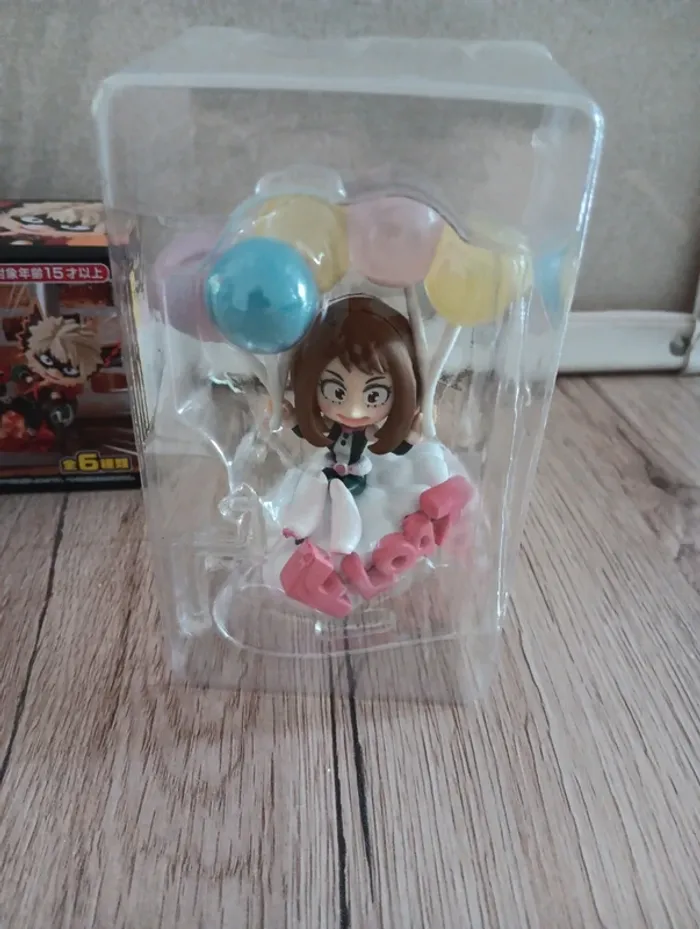 Figurine porte carte ochaco my hero academia mha - photo numéro 2