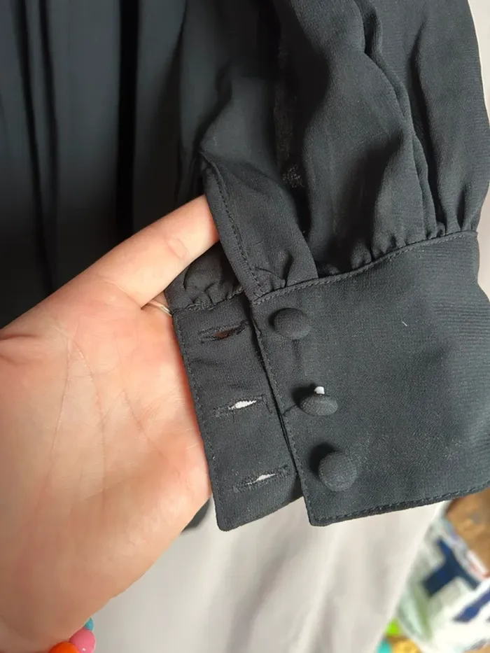 Robe noire - photo numéro 2