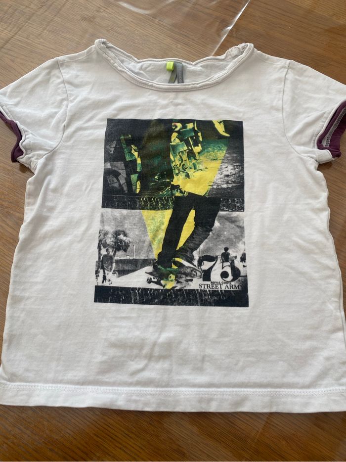 Tee shirt blanc taille 5ans