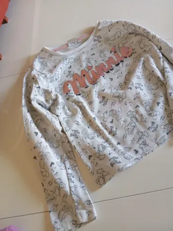 Pull Minnie 8 ans