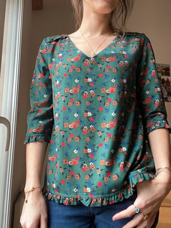 Blouse à fleurs vert Charlior boutons
