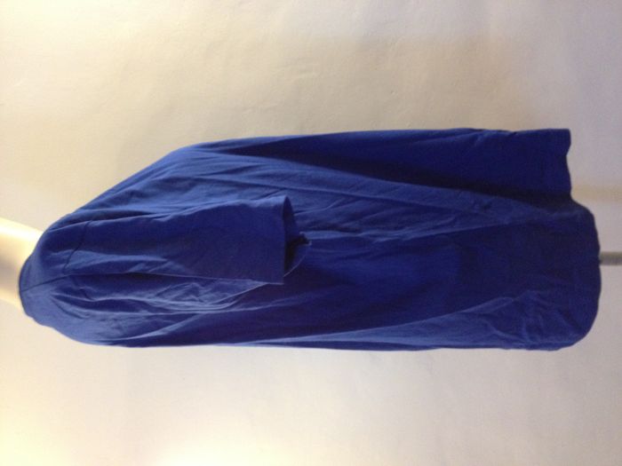 T shirt bleu foncé ◦ col rond ◦ manches courtes ◦ look masculin ◦ taille 38 ◦ Peter Polo - photo numéro 4