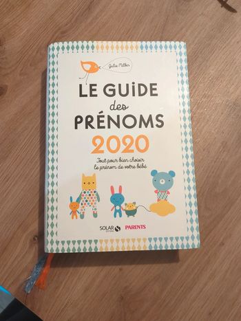 Livre le guide des prénoms