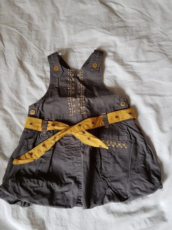 Robe 06 mois