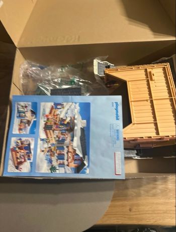 Chalet playmobil complet neuf avec boîte 