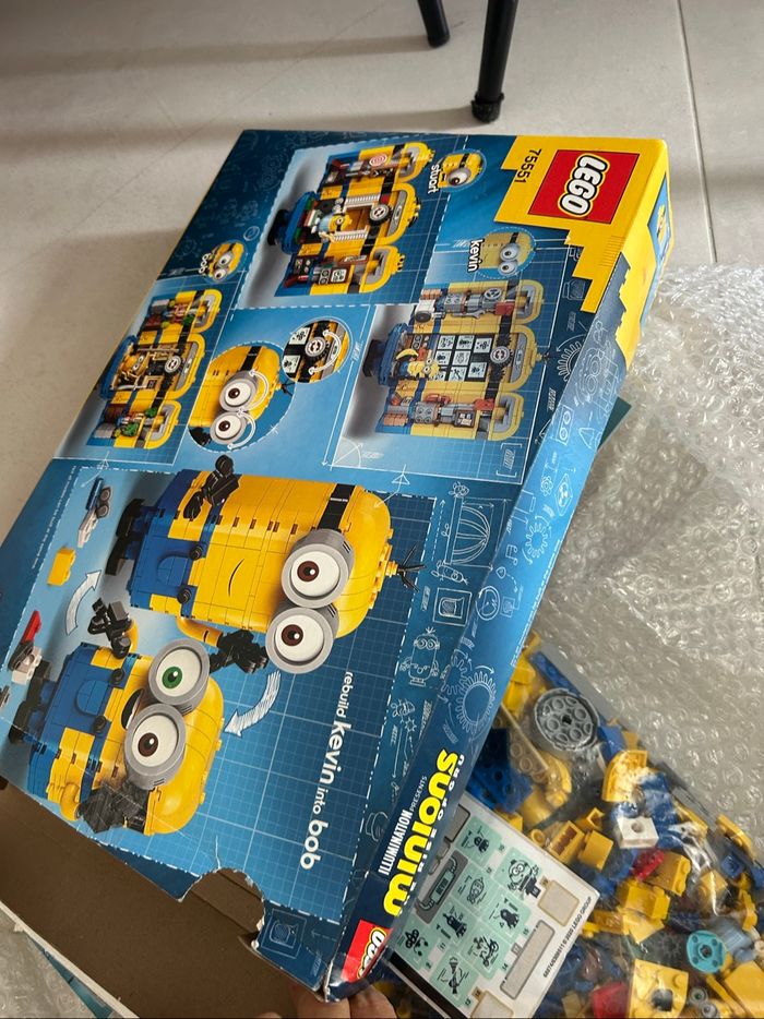 75551 LEGO Minions Les maxi-Minions et leurs repaires - photo numéro 3
