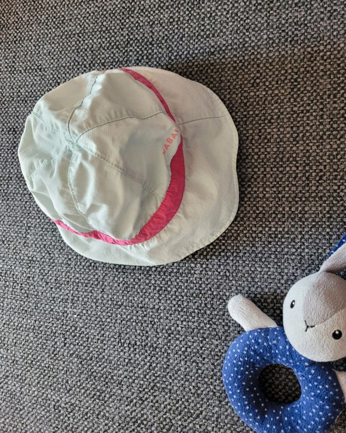 Chapeau anti UV fille taille 6-12 mois - photo numéro 3