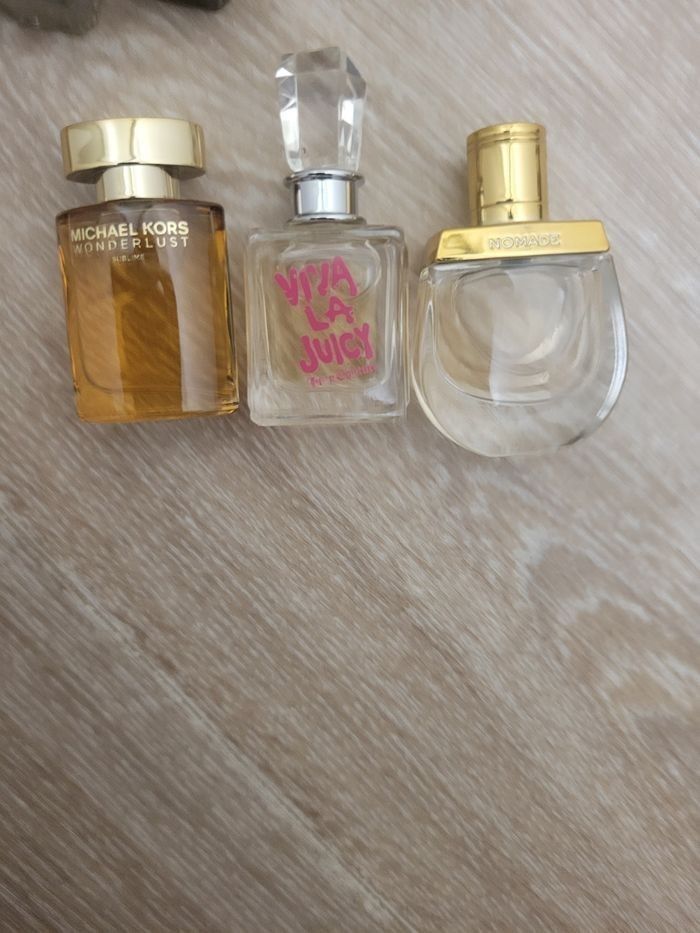 Mini parfums  22 miniatures - photo numéro 7