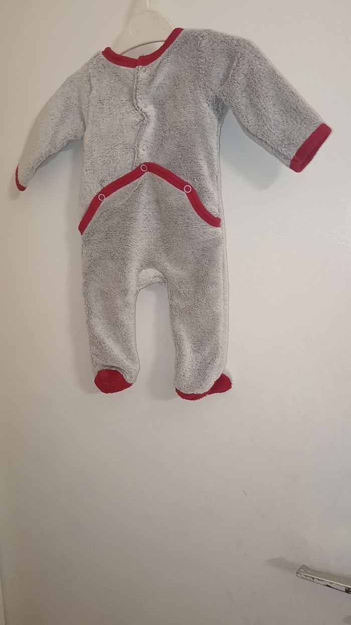 Pyjama - photo numéro 2