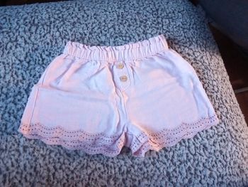 Short zara taille 12/18mois 86cm