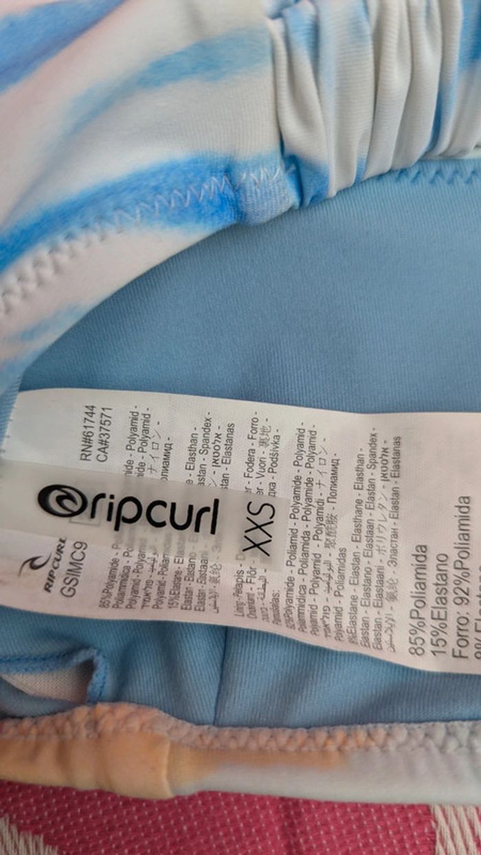 Deux pièces Rip Curl/Ardene 12 ans - photo numéro 5