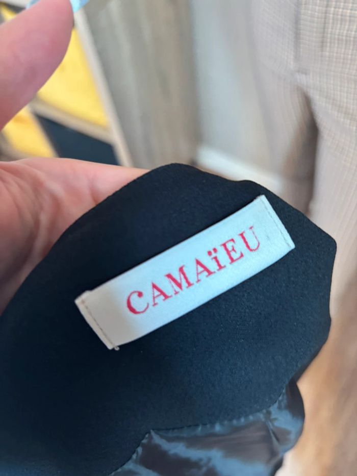 Veste noire - photo numéro 3