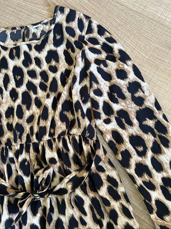 Robe léopard à manches longues Shein taille 36 TBE - photo numéro 9