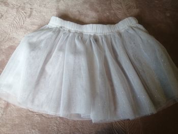 Jupe dentelle blanche avec paillettes