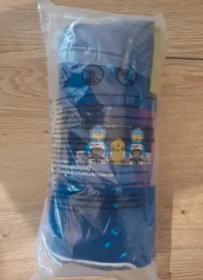 Serviette de plage lego neuve - photo numéro 3