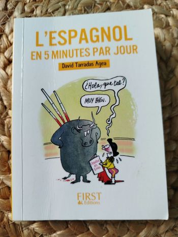 Livre éducatif, L'espagnol en 5 minutes par jour, First édition, TBE